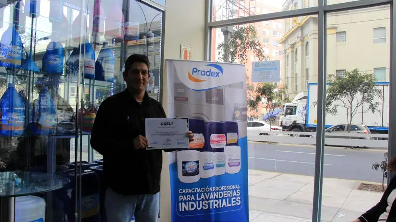 5to Curso de Capacitación de Lavandería 4 quinto curso capacitacion desmanchado profesional prodex mayo 2022 1