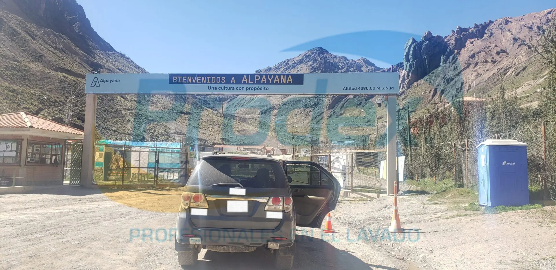 PROCESOS Y MANEJOS DE INSUMOS INDUSTRIALES EN LAVANDERIA DE PRENDAS MINERAS 1 20230516 095128 1 scaled