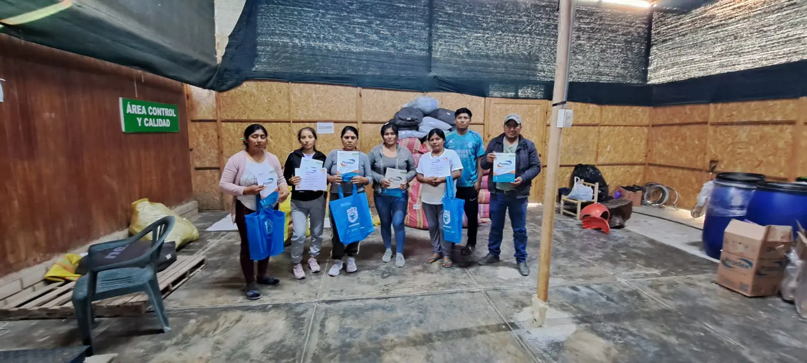 CAPACITACIÓN EN DESMANCHADO Y LAVADO DE UNIFORMES Y PRENDAS MINERAS 2 WhatsApp Image 2023 08 03 at 4.36.20 PM